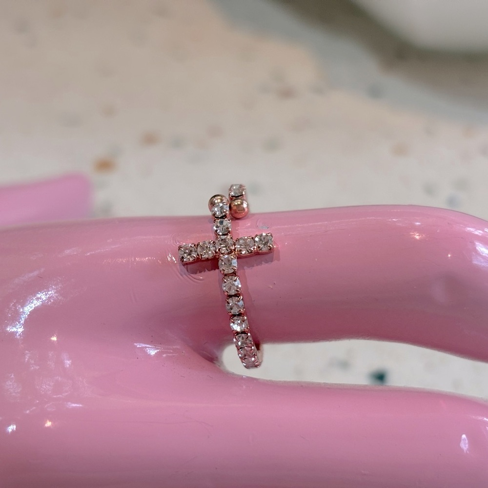 Rose Gold Crystal Cross Ring Slim‎ & Dainty